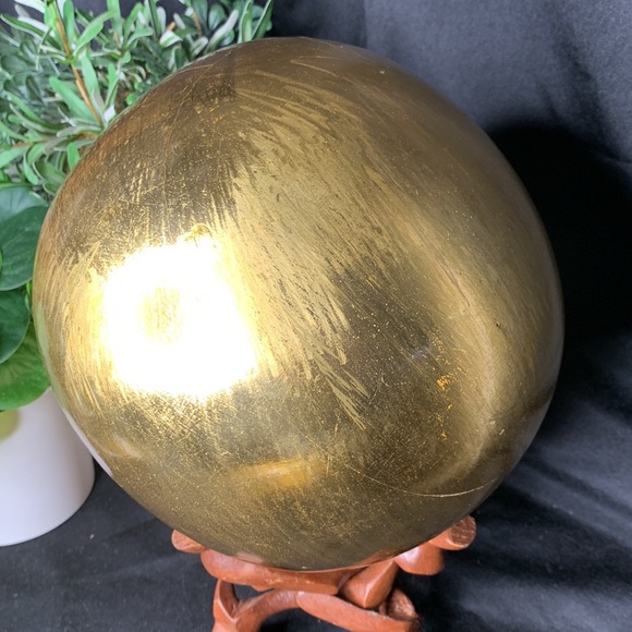 Large 7” diameter gilded solid wood sphere with wooden stand - Picture 5 of 14